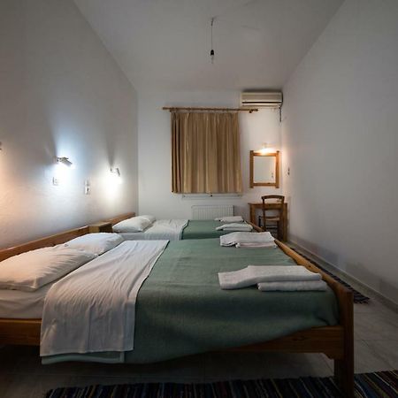 Irini Hotel กามิลารี ภายนอก รูปภาพ
